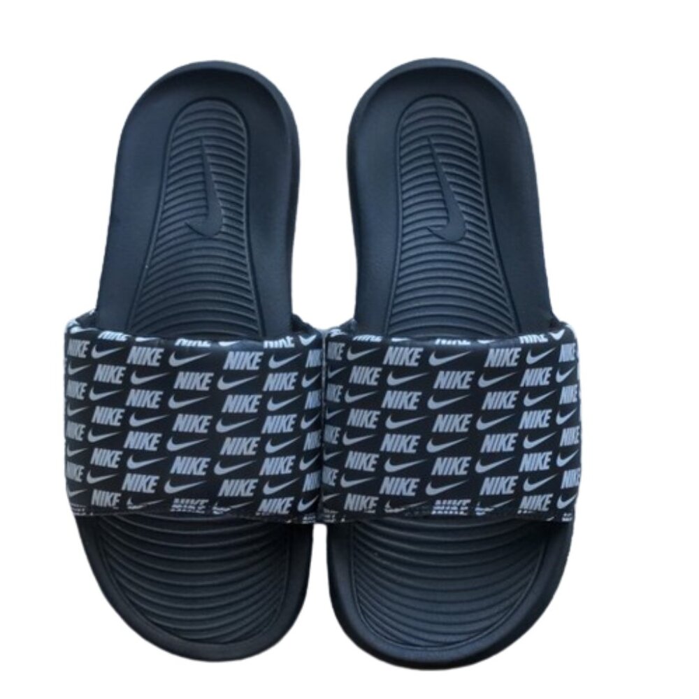 Nike slides size 10